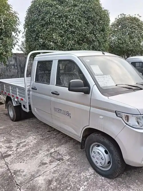 2023五菱宏光货车双排18新车多少钱