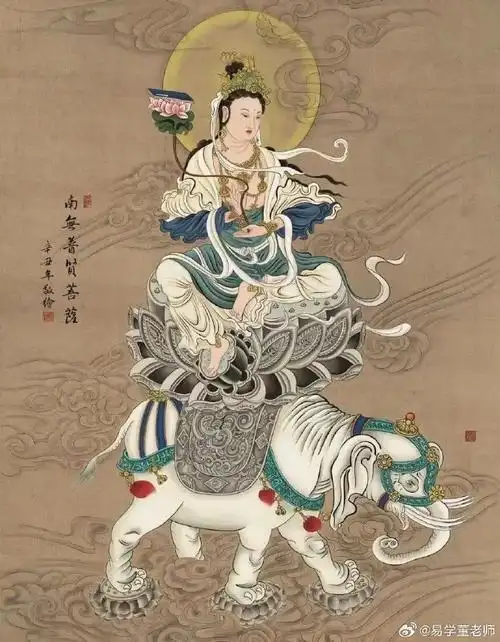 一,文殊菩萨,坐骑狮子,左手持宝剑,右手持经卷,象征智慧  二,普贤