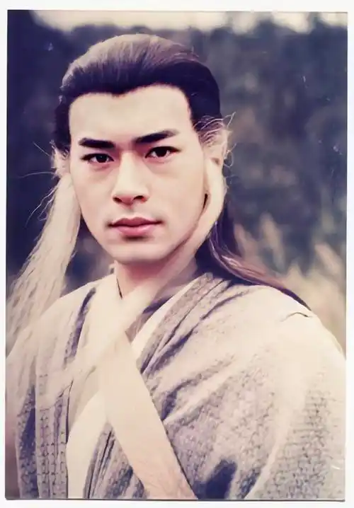 八版"杨过"对比,古天乐帅气袭人,陈晓稚嫩,黄晓明痞气十足_角色_经典