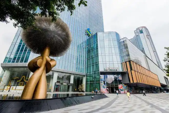 广州网红新地标200米观影长廊竟然把森林搬到商场里