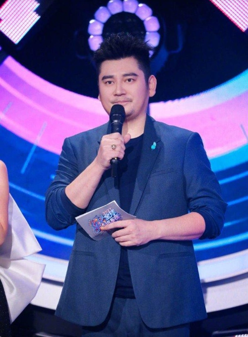 《天天向上》主持人钱枫被举报性侵