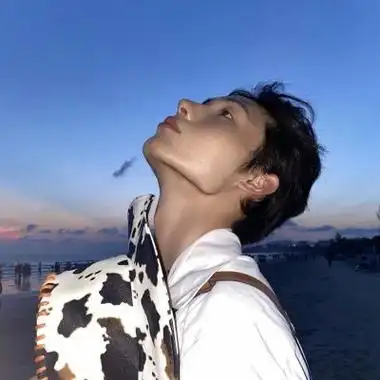 头像男真人冷酷帅气图片男生个性微信头像图片高清大全