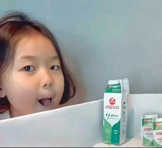 黄河温 #哈温 #黄夏温 #哈温表情包 温温牌小馋猫便利店 - 抖音