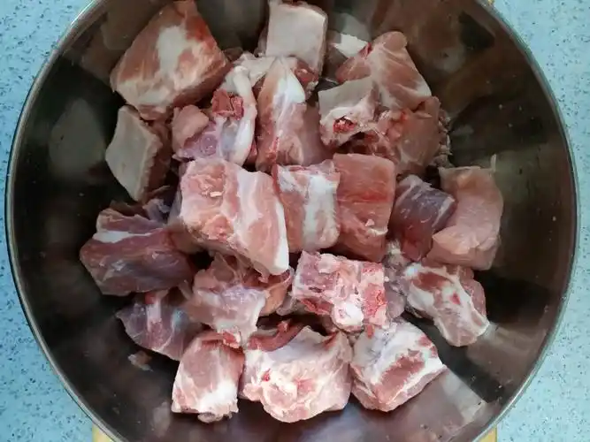 妞妞想吃排骨了