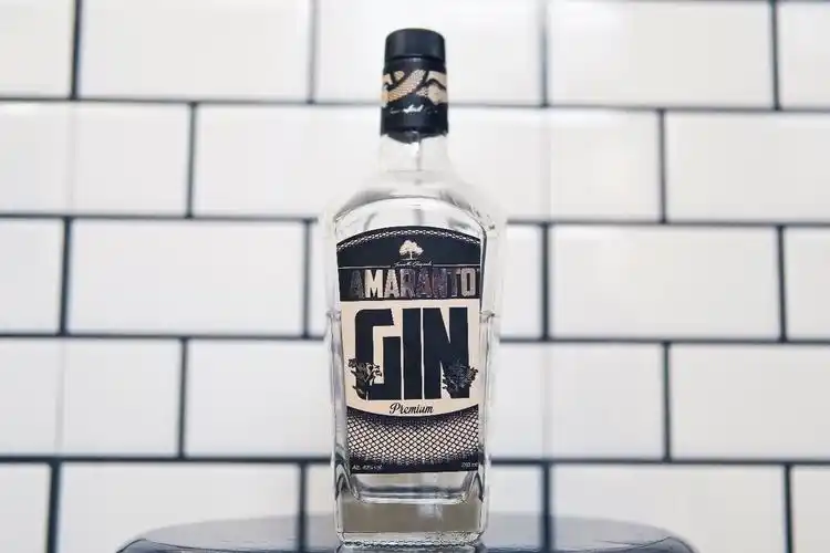 金酒周嘘广州这家酷炫的地下酒吧有个烈酒密室