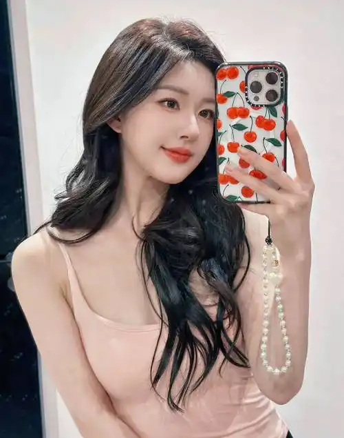 赵露思新剧《珠帘玉幕》:演绎一代女商人的传奇!