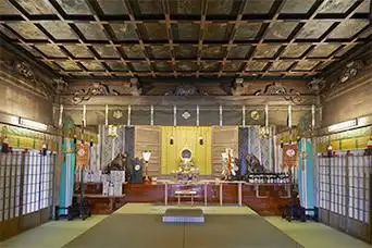 为式内社(名神大社),筑后国一宫,旧社格为国币大社(现神社本厅的别表