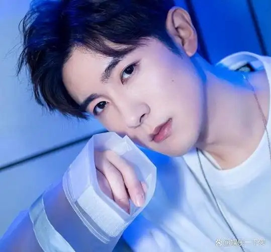 季肖冰发文回应:"个人生活无意打扰大家 另一半是圈外人,希望不要打扰