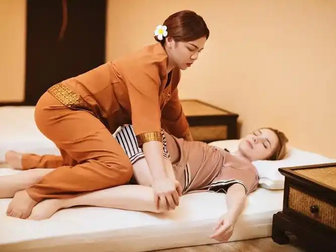 thai lann泰兰泰式按摩spa 全身泰式按摩体验