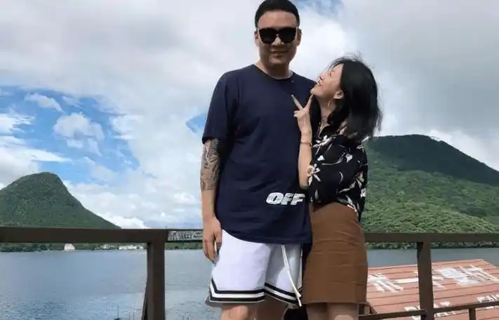 好声音没夺冠,却嫁给爱奇艺总裁,34岁成了人生赢家_李嘉格_车澈_音乐