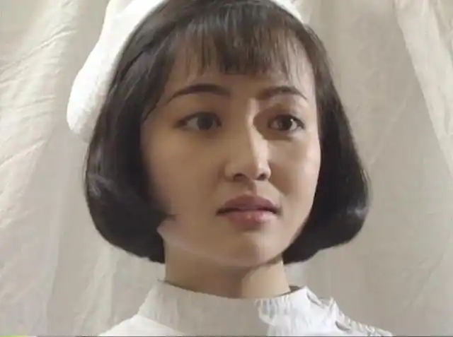 另外,在这个版本的《野火春风斗古城》中扮演金环的演员,名叫沈慧芬.