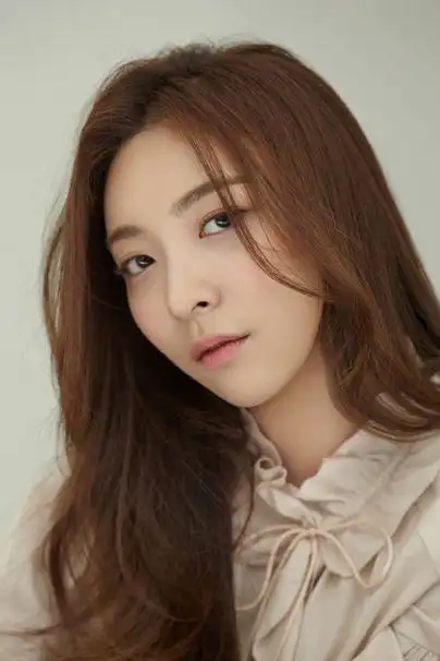 fx成员luna携手humapcontents迈出新脚步