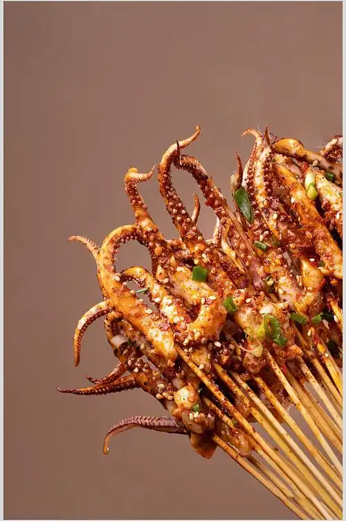 烧烤鱿鱼炸虾鱿鱼须小吃摄影图片炸串烧烤鱿鱼美食图片炸虾鱿鱼须小吃