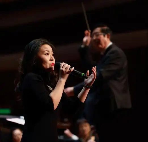 留法青年歌唱家王雅赟