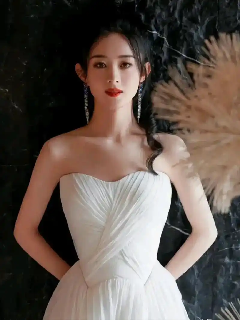 赵丽颖#盛世美颜 ##明星图片壁纸 #手机锁屏壁纸 @do - 抖音