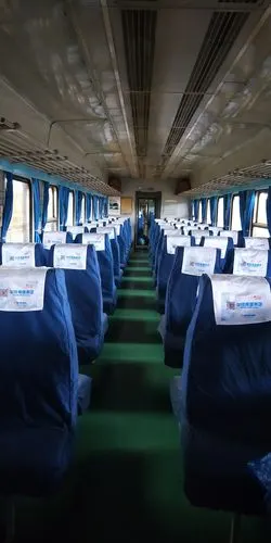 白皮高铁时代 恋上绿皮火车的清爽