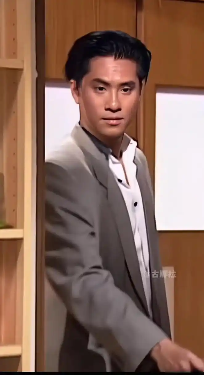 饮食还是要自律,麦长青年轻时这么瘦,年龄越大越胖.