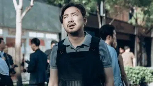 汪涵电视剧首秀穿民国长衫气质儒雅网友却称他像戴假发的徐峥