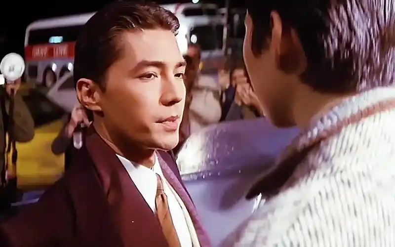 【尊龙】颜值问鼎亚洲洲草的男人