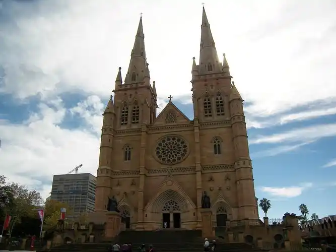 印第安纳圣玛丽学院与南卡罗来纳州立大学本科教学质量对比