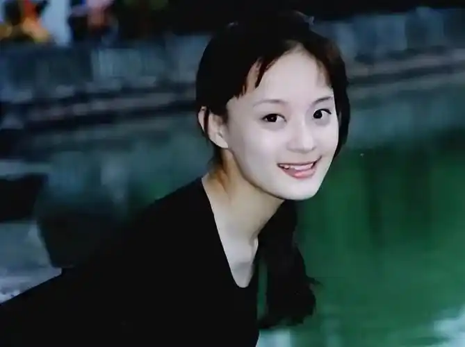 回顾影后孙俪低谷时继母打工助我渡难关红了不忘本给她治病买房