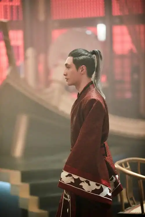 张艺兴古风高马尾造型