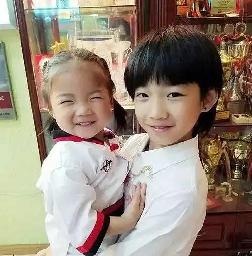 杭州19楼 杭州消息 城事 帖子 还真的是因为一个小小小小女人, 林秋楠