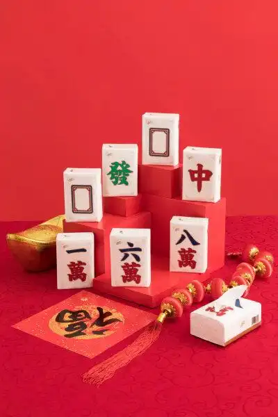 顺手再用纸手帕打上一桌麻将,国潮太会玩,实在不得不"福"!