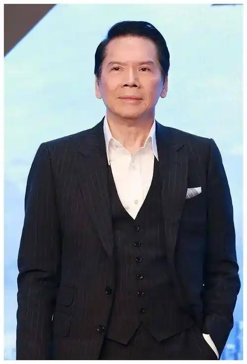 向华强_向佐_商业