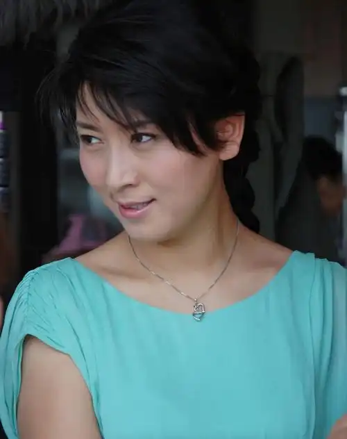 闫学晶个人资料图片(闫学晶) - 赤虎壹号