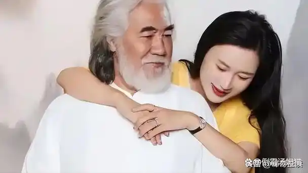 72岁张纪中首次松口,承认混血儿子马丁是妻子杜星霖和老外所生