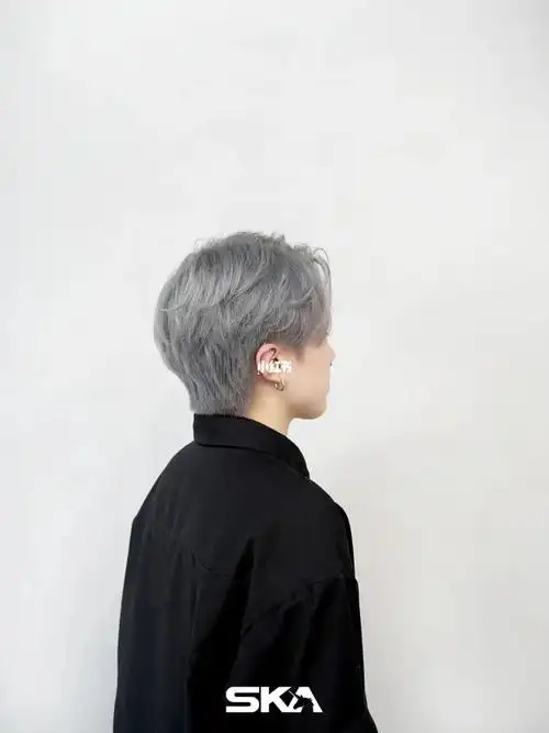 ska 发色分享银灰发色漂两次发色#发色分享  #波