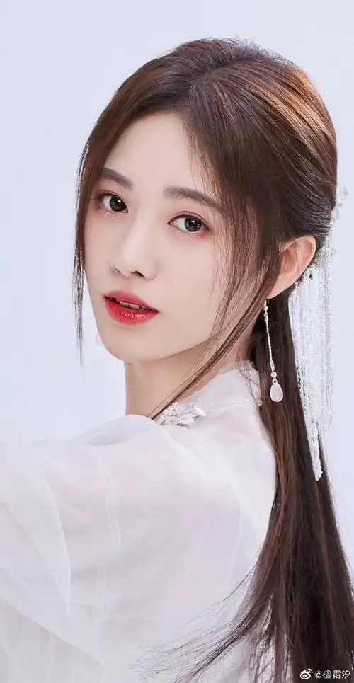 你认为古装扮相很美的女明星有哪些