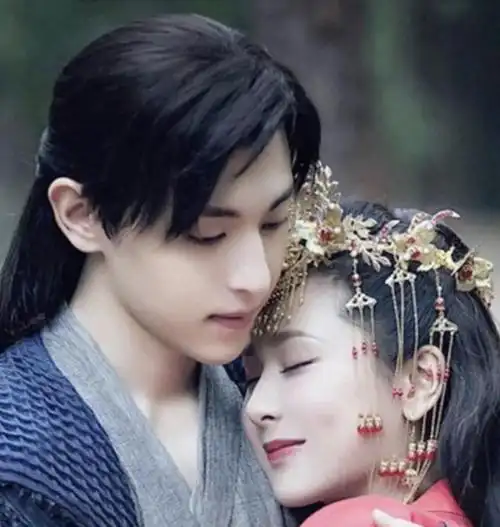 彻底扯下了邓伦的遮羞布|杨紫|金晨|李沁|周楚楚|张嘉译_网易订阅