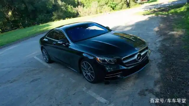 2019款奔驰s560双门轿跑车测评,奢华汽车中的佼佼者