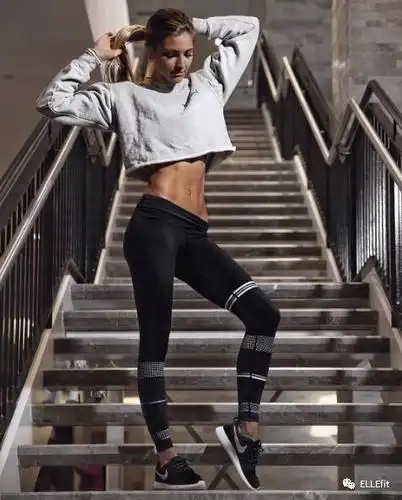 还在羡慕袁姗姗的20马甲线你见过304050马甲线吗