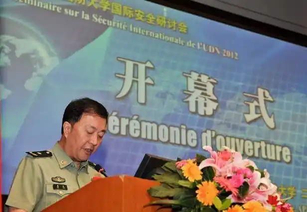 "而秦天无愧是上将秦基伟的儿子,曾先后荣立二等功2次,三等功2次,2016