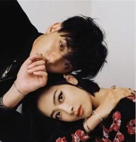 黄子韬女朋友不断曝光个个长相甜美动人颜值超高