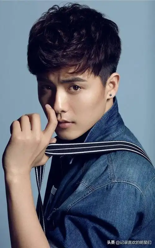 一起来看看北京电影学院校草级别人物,演技精湛,一个比一个帅!