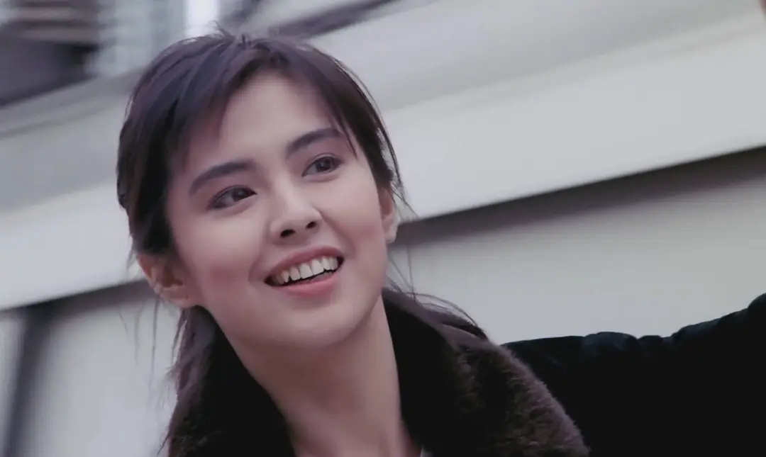 退圈十几年,如今王祖贤年近花甲,与年轻时已经判若两人_香港_女神