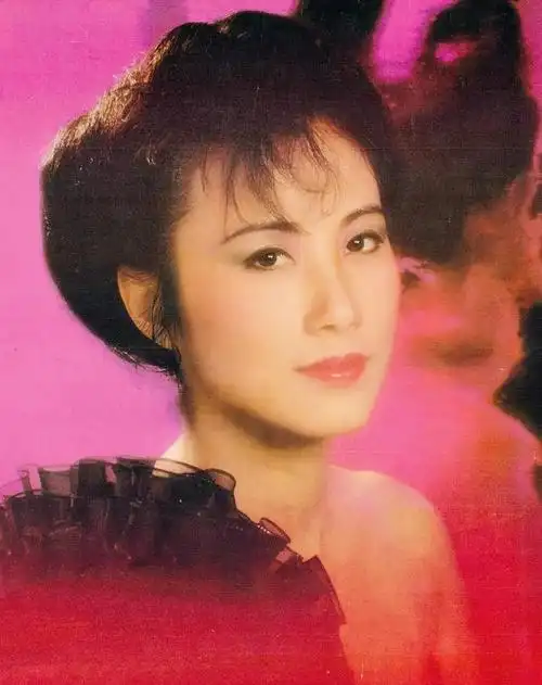 五位40年代明星:李小龙 郑少秋 汪明荃 沈殿霞 萧芳芳