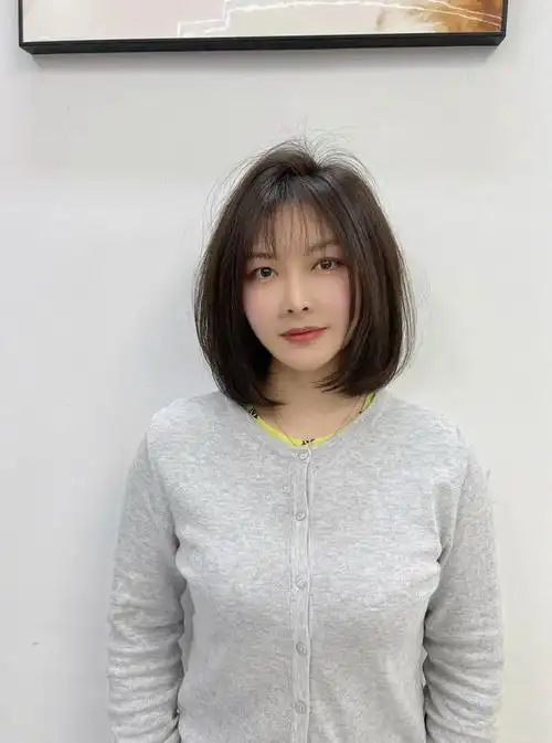 女士发型别乱剪最美还的是波波头百变时尚不挑人