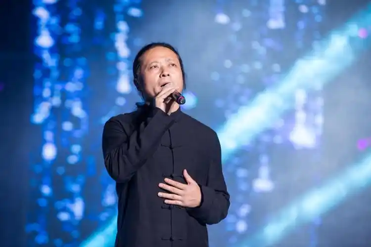 马常胜心灵音乐会在宝安体育馆举行