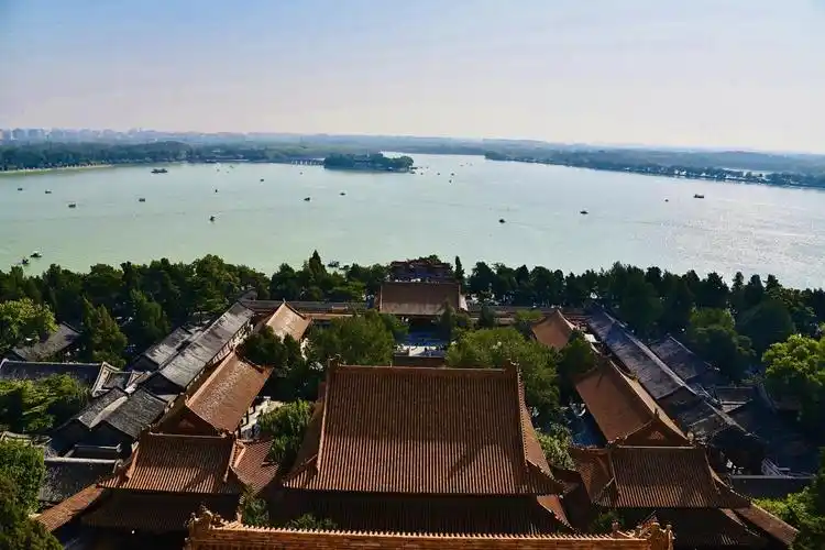 山称万寿水清漪,颐和园