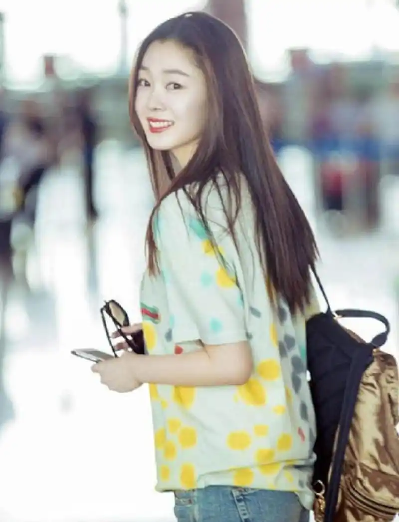 宋轶早期旧照,真的是肤白貌美,太漂亮了 676767