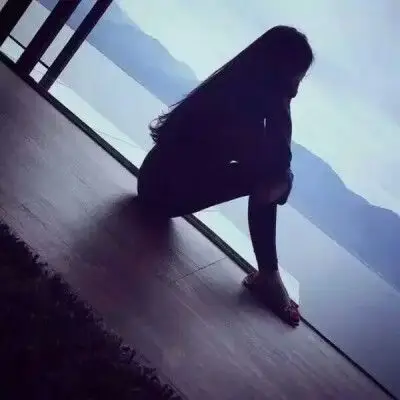 女生 头像 孤独