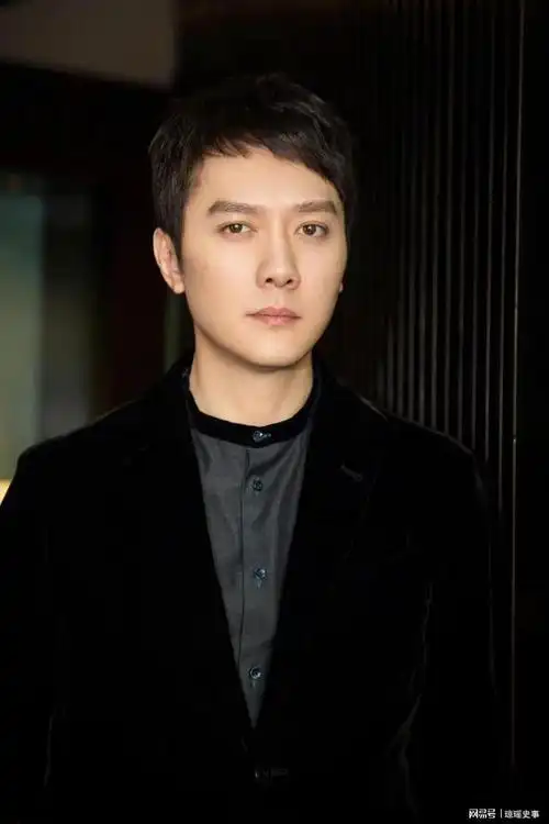 冯绍峰说,我和赵丽颖第一次演对手戏是在《西游记女儿国》里