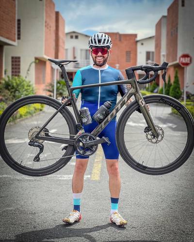 2023款scottaddictrc综合超轻碳纤维电子变速公路公路自行车