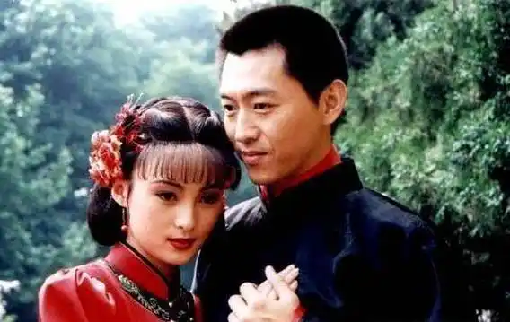 苍天有泪那时候蒋勤勤还叫水灵焦恩俊多年后帅气依旧