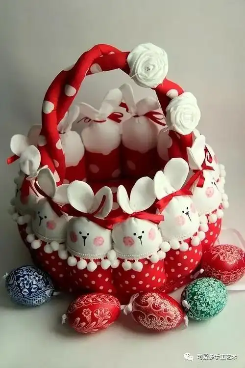 2,废旧物品手工制作:废旧物品手工制作(用家里的废旧物品做手工)废旧